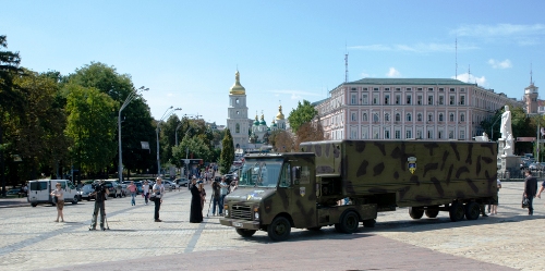 Патріарх Філарет освятив пересувний стоматологічний кабінет для потреб українських воїнів.(ФОТО)